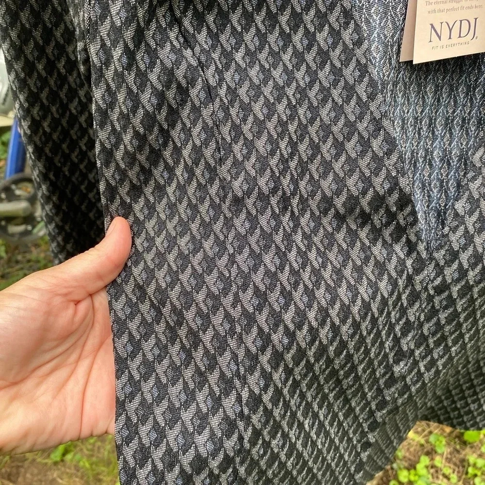 NYDJ Bay City Blazer‎ Size Medium NWT - Picture 4 of 9